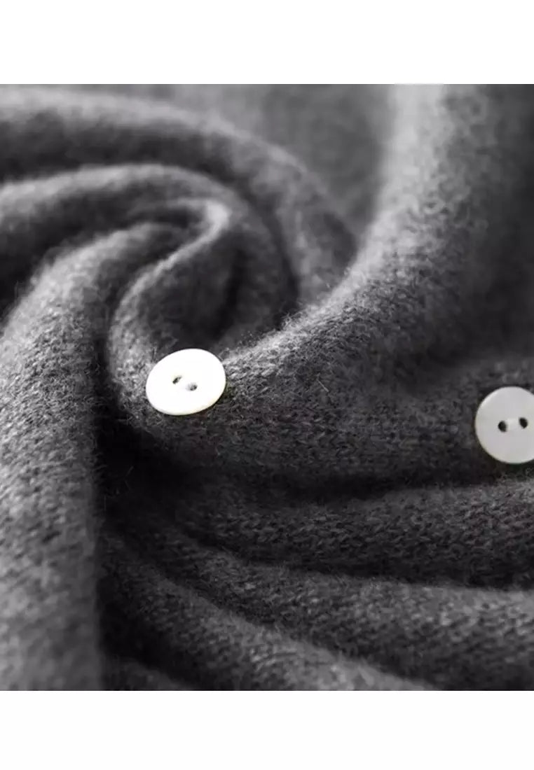 Stella® | Elegantní svetr s trendy zapínáním na knoflíky